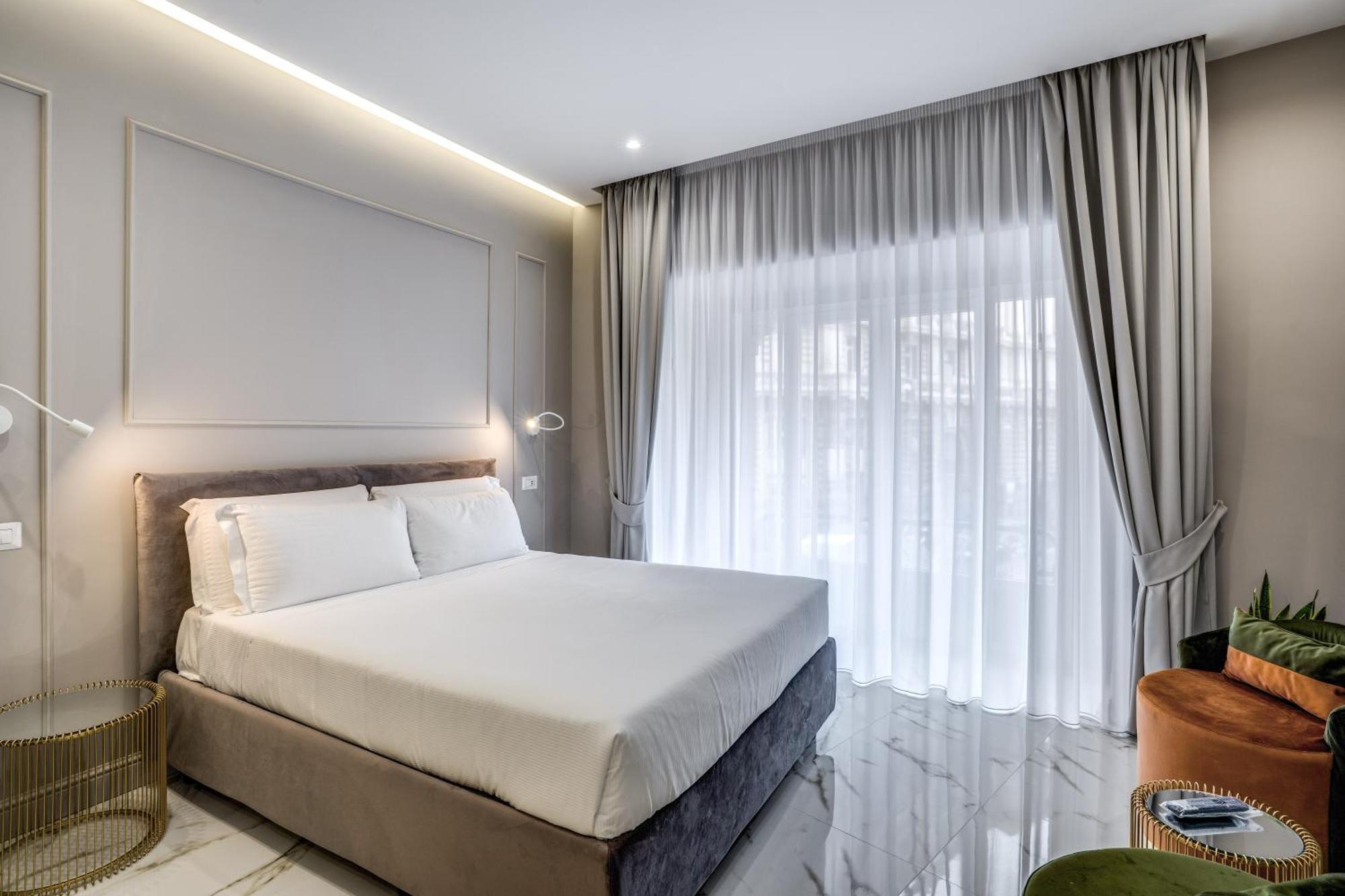 Hotel The Oasis Napoli Esterno foto