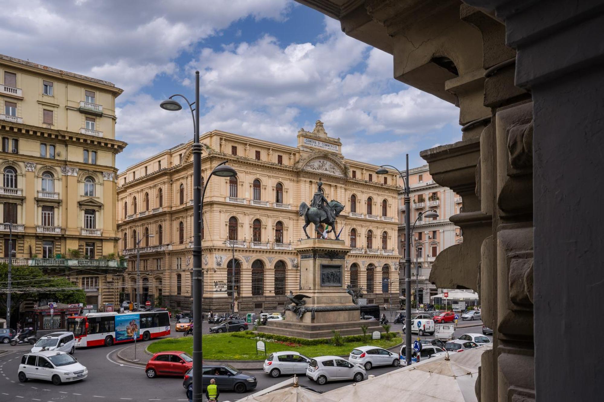 Hotel The Oasis Napoli Esterno foto